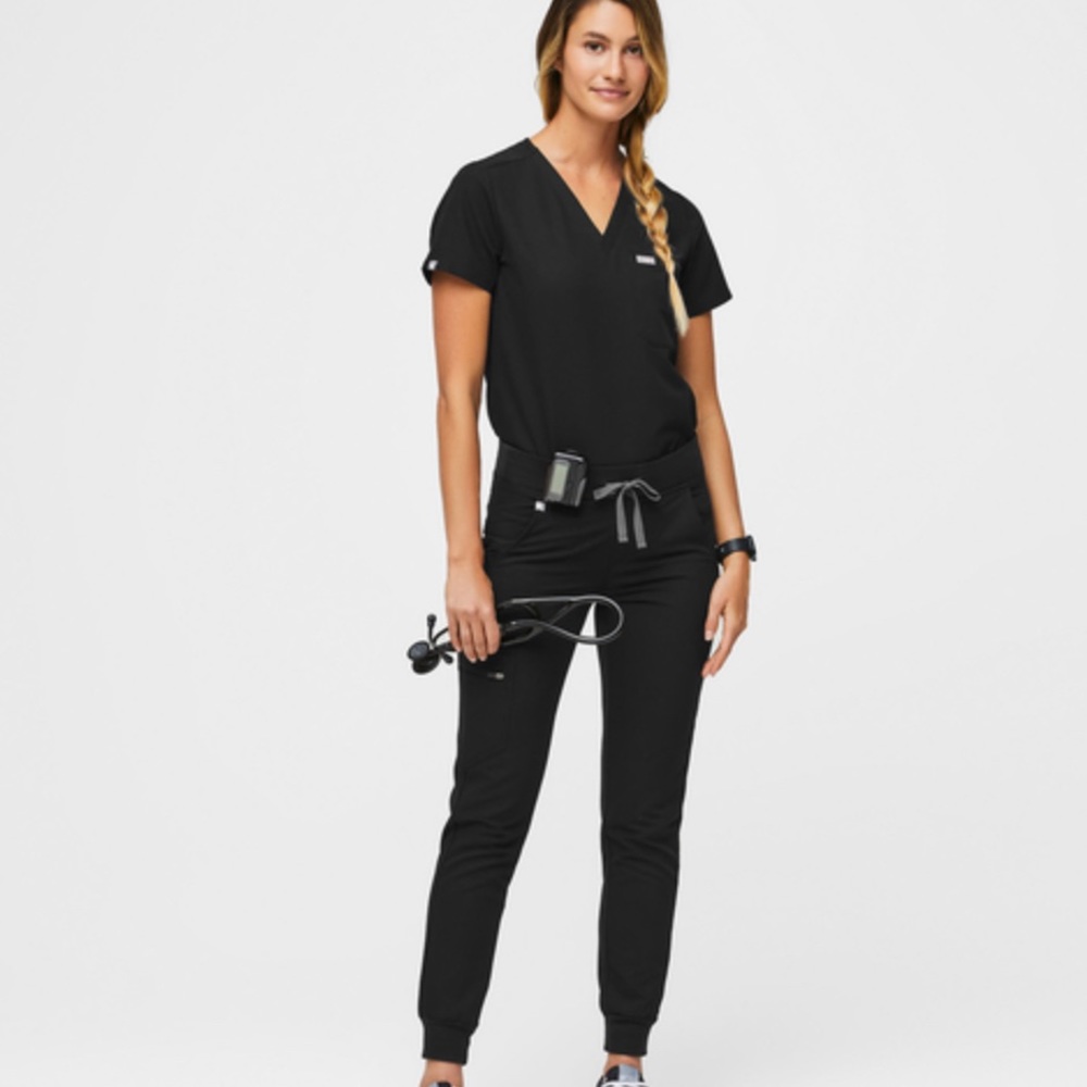 Small black Figs Zamora joggers